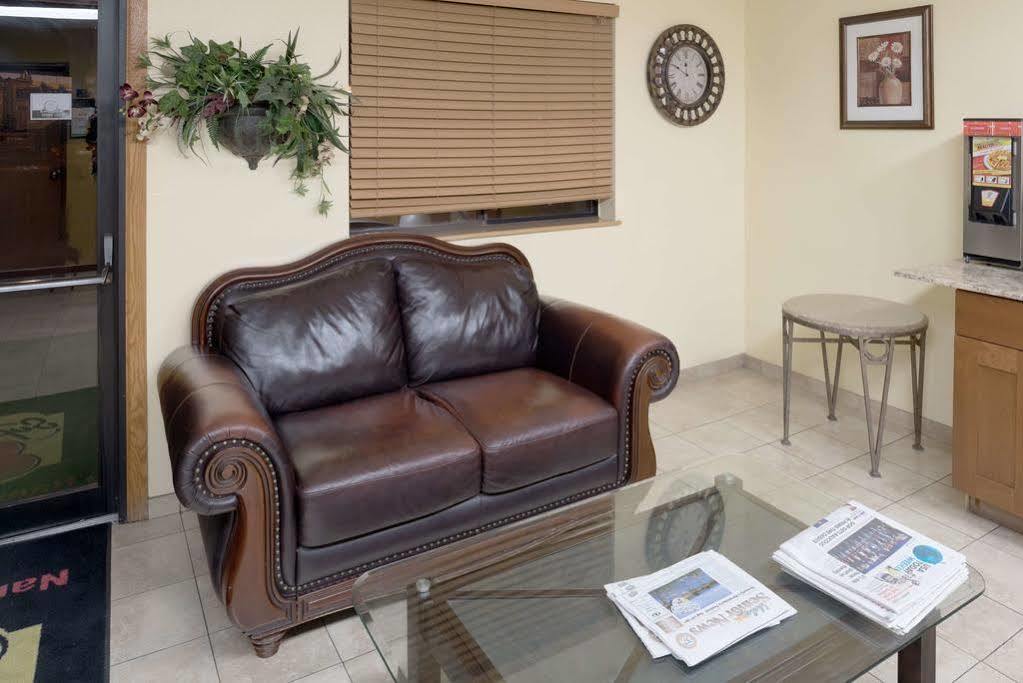 Super 8 By Wyndham Nampa Ξενοδοχείο Εξωτερικό φωτογραφία